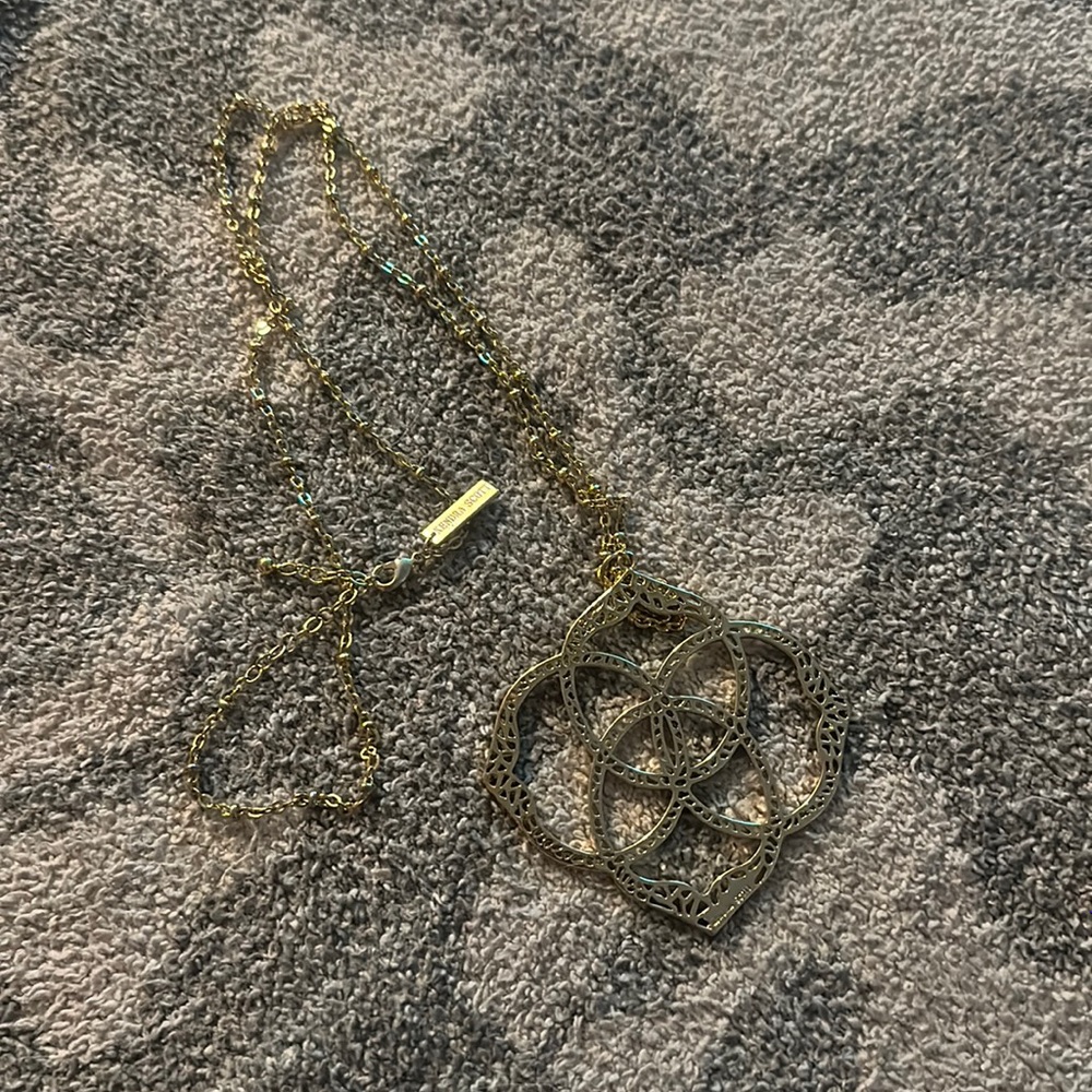 Kendra Scott Gold Betty Necklace